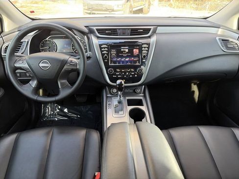 Certified 2024 Nissan Murano SV image 11