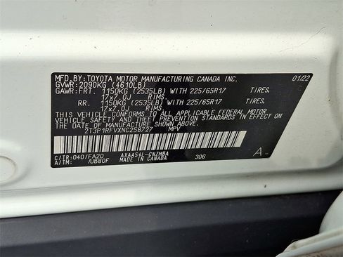 Used 2022 Toyota RAV4 XLE image 27