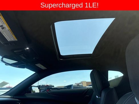 Used 2018 Chevrolet Camaro SS RWD image 20