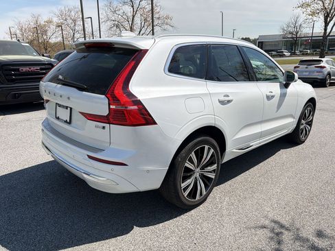Used 2023 Volvo XC60 B5 Plus image 9