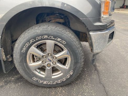 Used 2019 Ford F150 XLT w/ Max Trailer Tow Package image 6