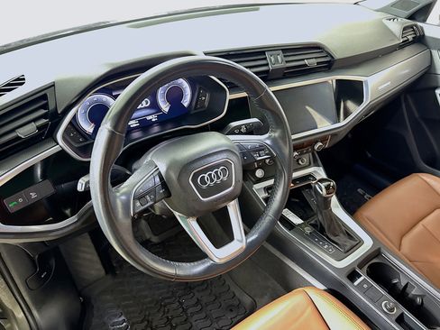 Used 2020 Audi Q3 2.0T Premium Plus w/ Premium Plus Package image 13
