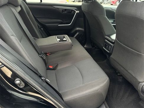 Certified 2022 Toyota RAV4 LE image 14