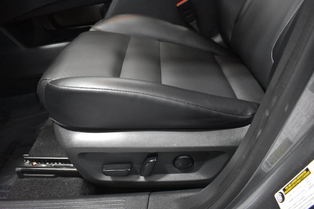 Used 2021 Nissan Rogue SV w/ Premium Package AWD/4WD image 19