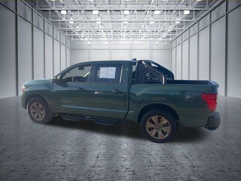 Used 2024 Nissan Titan SV w/ SV Bronze Edition Package RWD image 5
