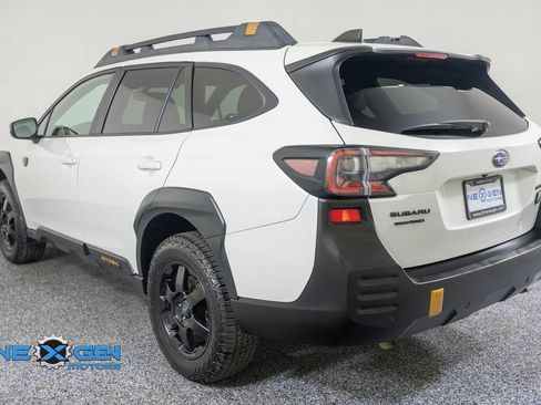 Used 2022 Subaru Outback Wilderness w/ Wilderness Package AWD/4WD image 5
