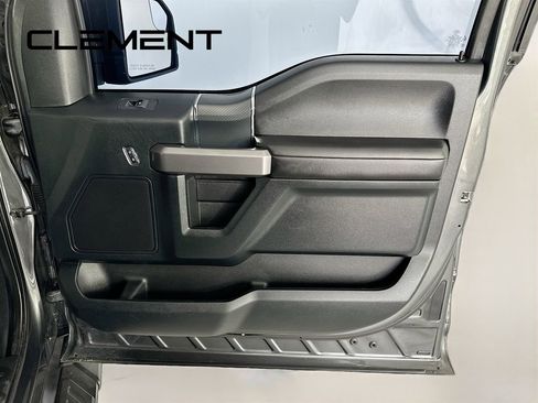 Used 2019 Ford F150 XLT w/ Equipment Group 302A Luxury AWD/4WD image 34