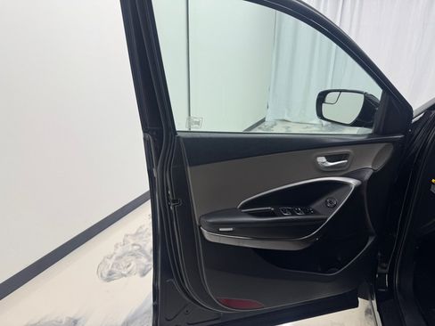 Used 2018 Hyundai Santa Fe Sport AWD/4WD image 20