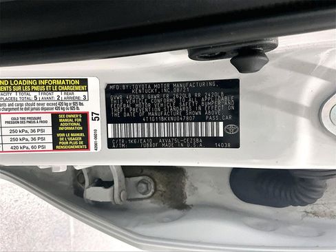 Used 2022 Toyota Camry SE image 33