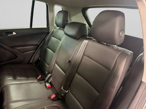 Used 2012 Volkswagen Tiguan S AWD/4WD image 21