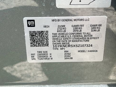 Used 2025 Cadillac XT5 Premium Luxury w/ LPO, Floor Liner Package FWD image 34