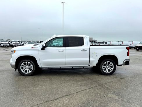 Used 2023 Chevrolet Silverado 1500 LTZ w/ LTZ Convenience Package II AWD/4WD image 9