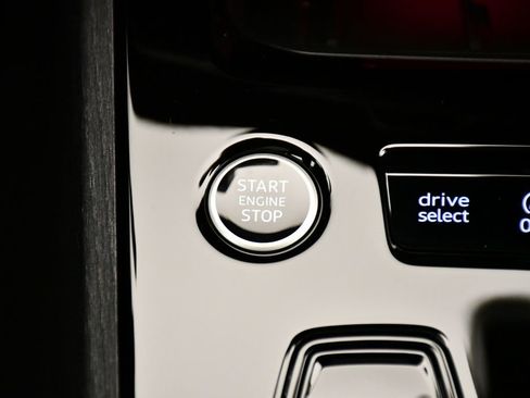 Used 2025 Audi A5 2.0T Premium w/ Convenience Package image 29