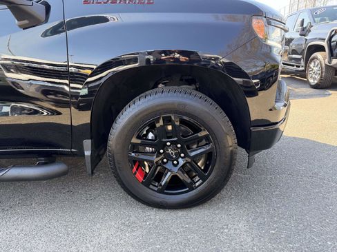 Used 2023 Chevrolet Silverado 1500 RST w/ Redline Edition image 6