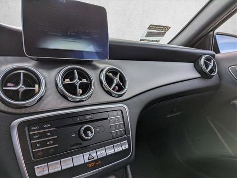 Certified 2020 Mercedes-Benz GLA 250 GLA 250 image 12