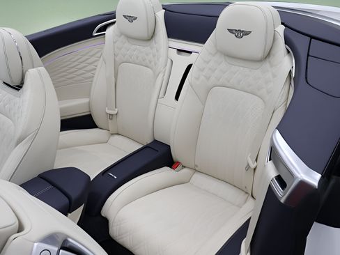 New 2026 Bentley Continental GTC AWD/4WD image 16
