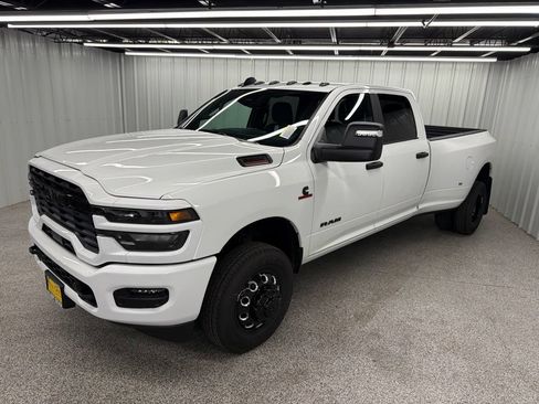 New 2026 RAM 3500 Lone Star AWD/4WD image 3