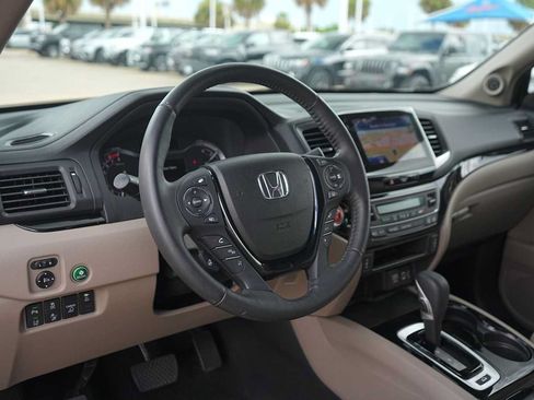 Used 2019 Honda Ridgeline RTL-E image 3