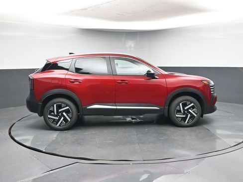 New 2026 Nissan Kicks SV image 5