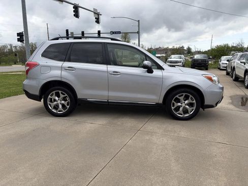 Used 2015 Subaru Forester 2.5i Touring w/ Popular Package #2 AWD/4WD image 4