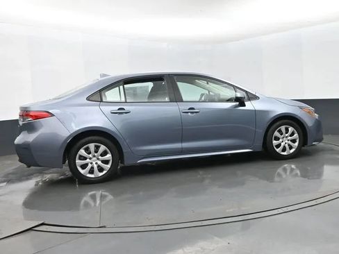 Used 2024 Toyota Corolla LE FWD image 4