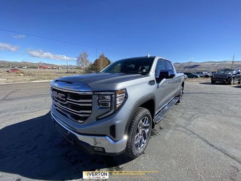 New 2026 GMC Sierra 1500 SLT image 1