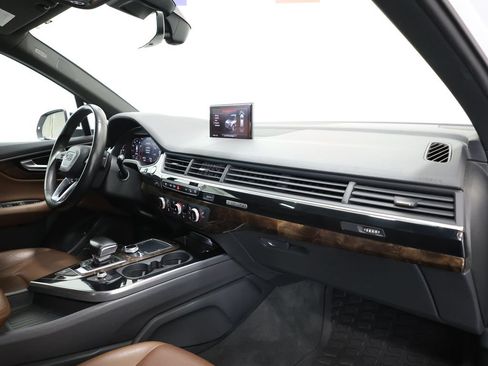 Used 2017 Audi Q7 3.0T Premium Plus w/ Premium Plus Package AWD/4WD image 23