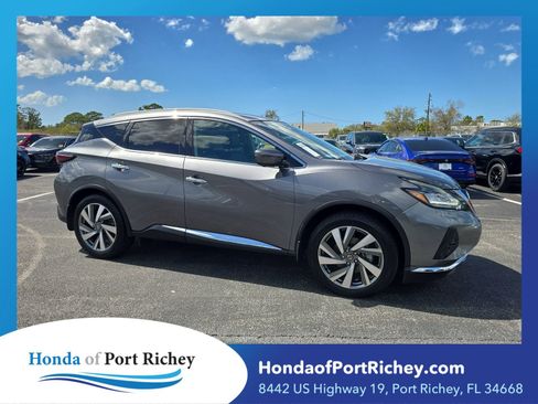 Used 2021 Nissan Murano SL image 1