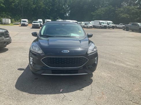 Used 2021 Ford Escape SEL w/ Technology Package FWD image 2