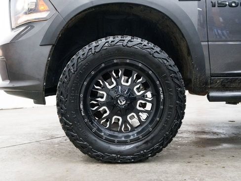 Used 2018 RAM 1500 Sport image 7