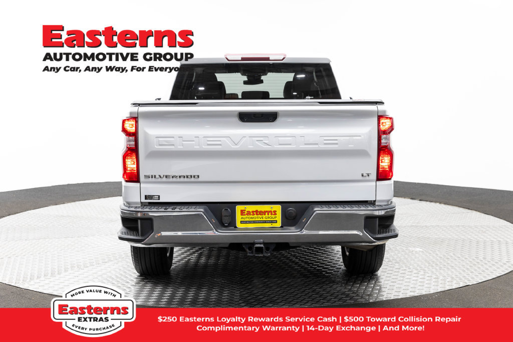 Used 2023 Chevrolet Silverado 1500 LT AWD/4WD image 7