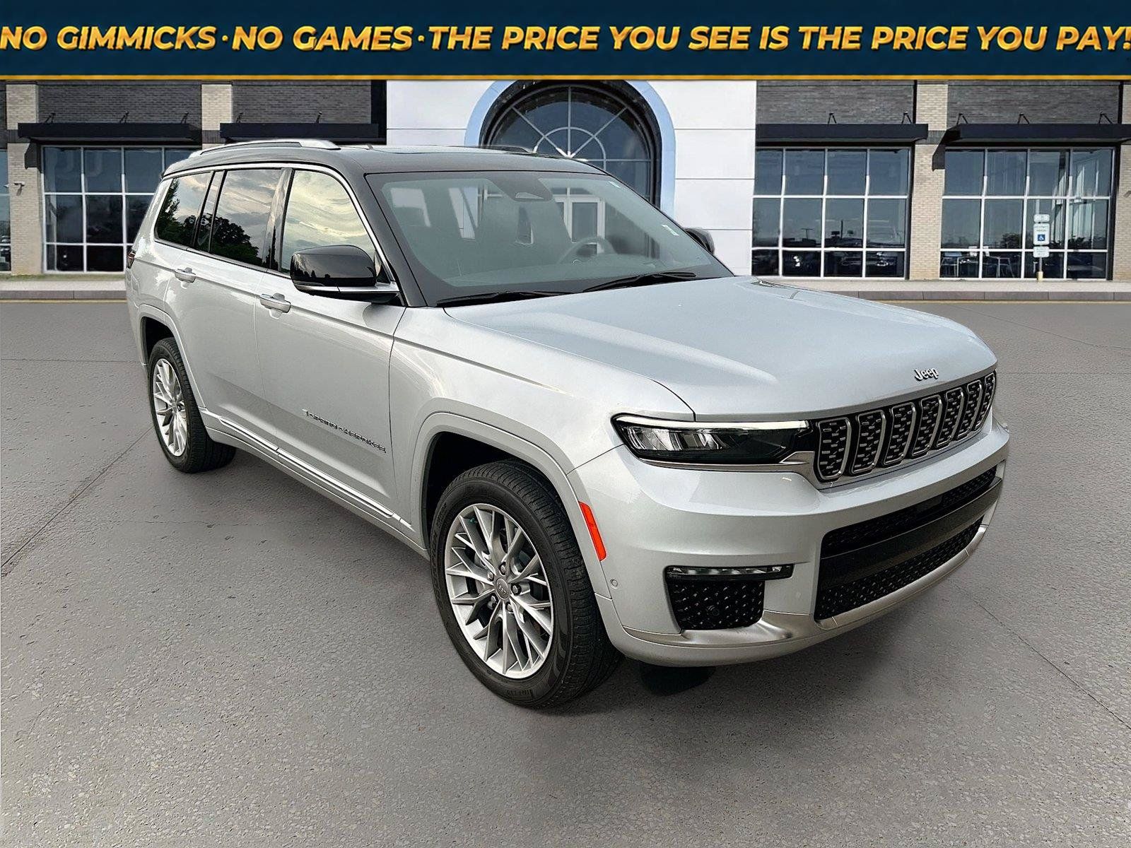 Used 2023 Jeep Grand Cherokee L Summit w/ Advanced Protech Group IV AWD/4WD image 1