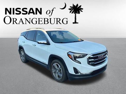 Used 2020 GMC Terrain SLT FWD image 1