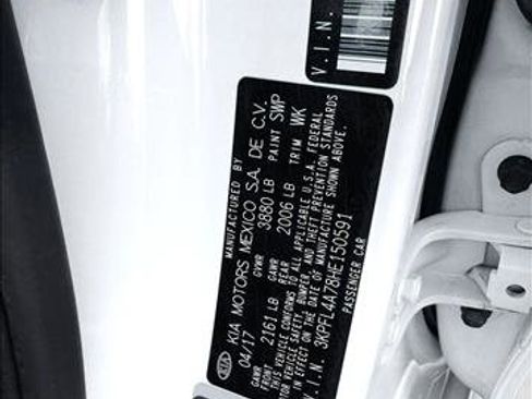 Used 2017 Kia Forte LX w/ LX Popular Package image 22