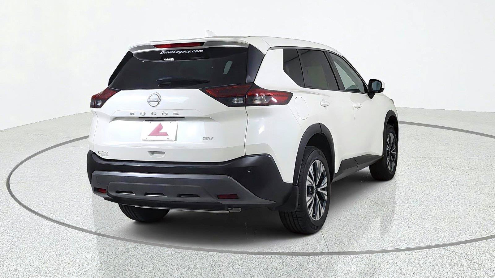 Used 2023 Nissan Rogue SV FWD image 6