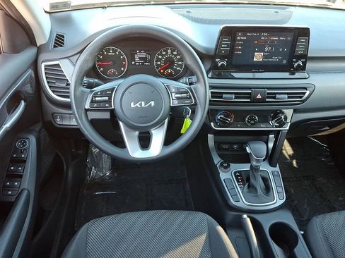 Certified 2023 Kia Seltos LX AWD/4WD image 11
