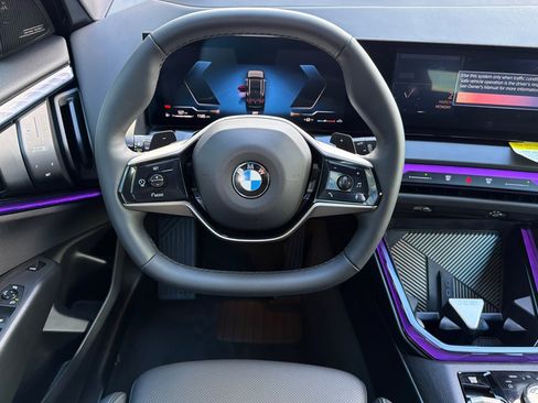 Used 2025 BMW X3 xDrive30i w/ Premium Package image 18