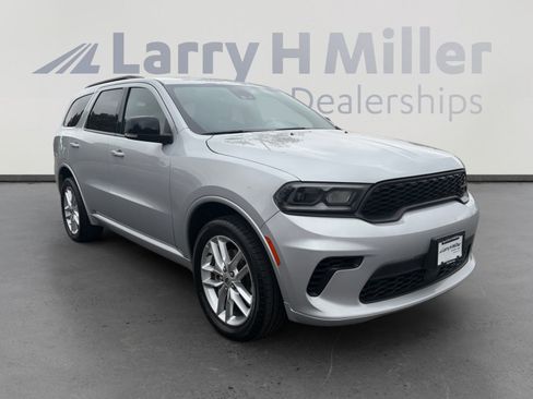 Used 2024 Dodge Durango GT AWD/4WD image 7