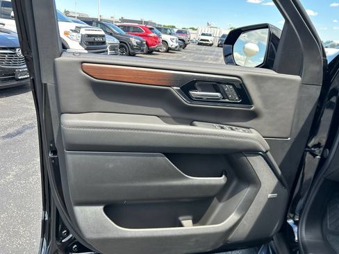 New 2026 GMC Yukon XL Denali w/ Advanced Technology Package AWD/4WD image 17