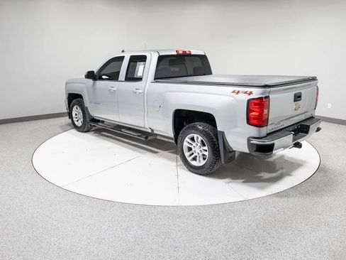 Used 2018 Chevrolet Silverado 1500 LT w/ All Star Edition image 34