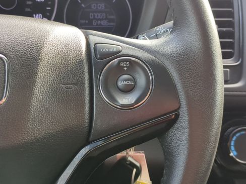 Used 2020 Honda HR-V Sport image 18