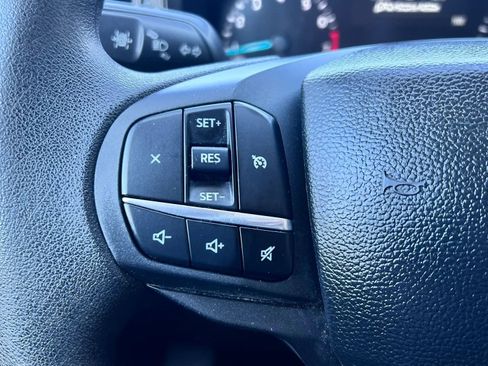 Used 2023 Ford Explorer 4WD image 29