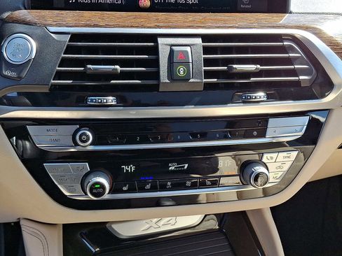 Used 2021 BMW X4 xDrive30i w/ Premium Package AWD/4WD image 17