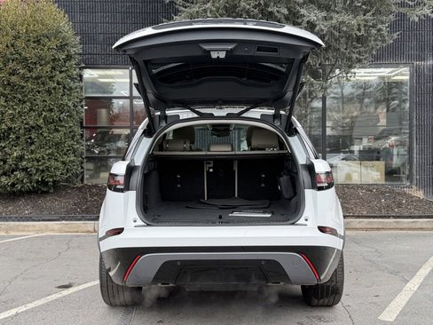 Used 2023 Land Rover Range Rover Velar R-Dynamic S image 17