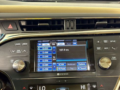 Used 2013 Toyota Avalon Limited image 15