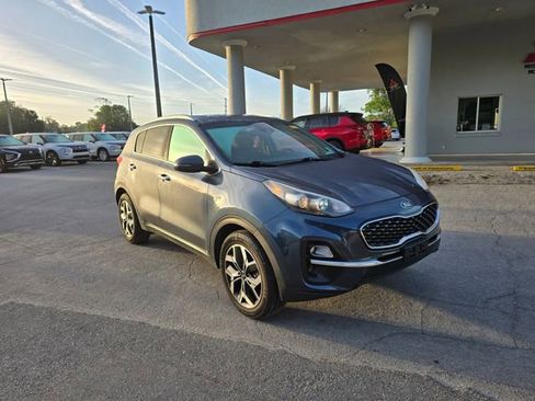 Used 2021 Kia Sportage EX image 1