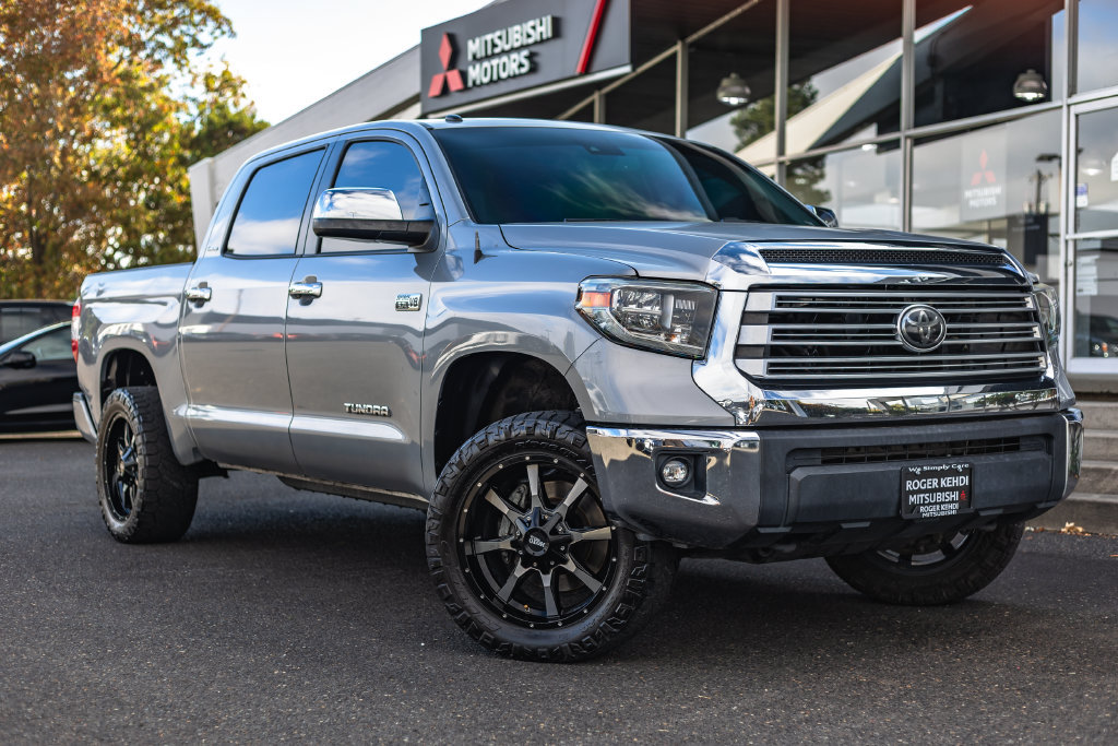 Used 2018 Toyota Tundra Limited w/ Limited Premium Package AWD/4WD image 1