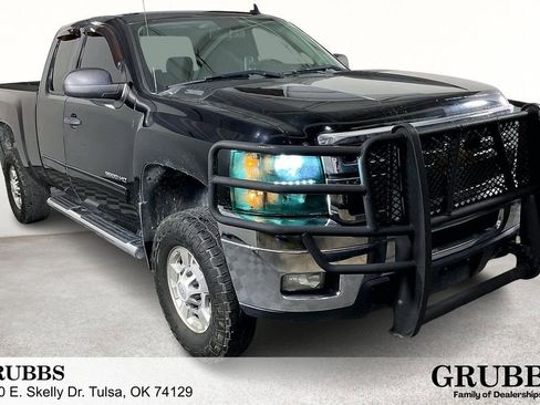Used 2013 Chevrolet Silverado 2500 LT w/ Convenience Package image 1