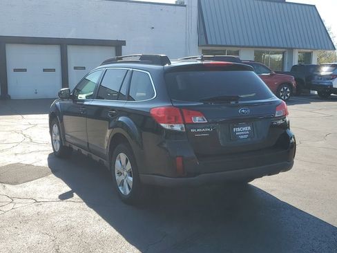 Used 2011 Subaru Outback 2.5i Limited AWD/4WD image 4