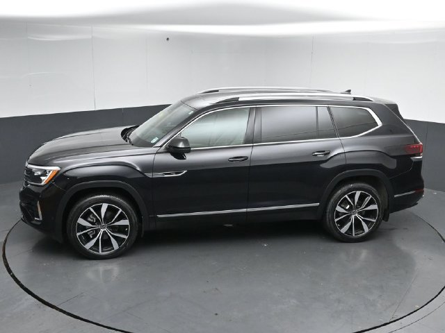 Used 2024 Volkswagen Atlas SEL Premium R-Line AWD/4WD image 46